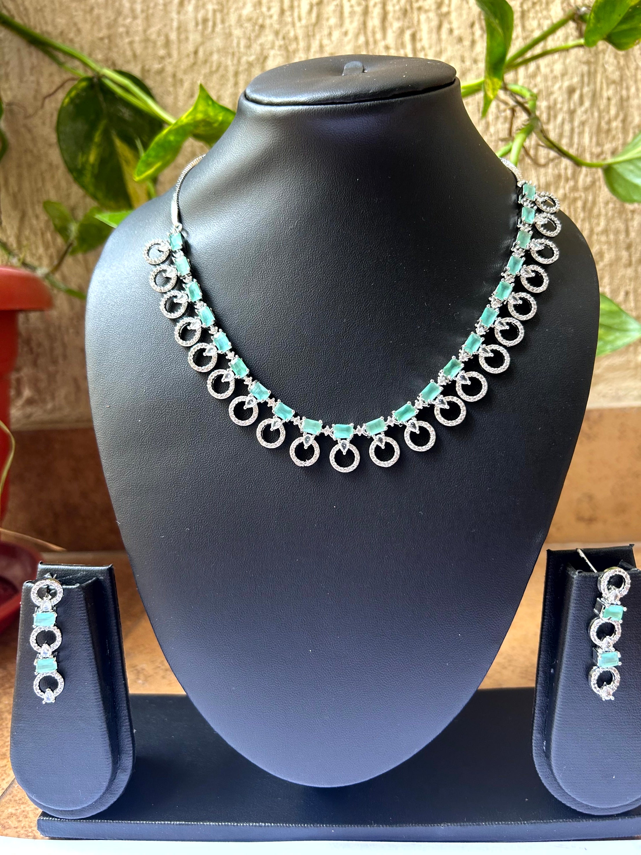 Aqua Cirque Crystal Necklace Set