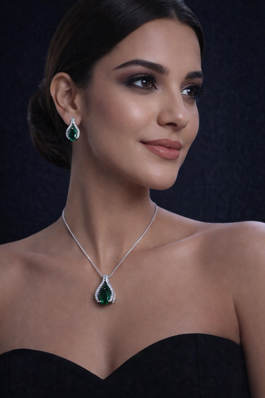 Diamond Replica Teardrop Royale Necklace Set